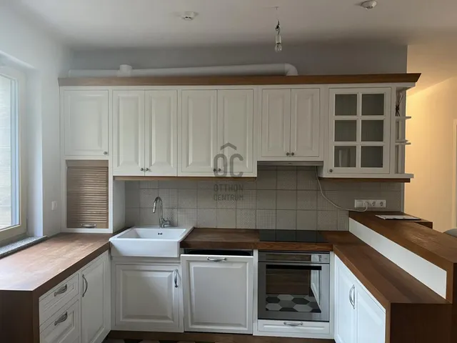 Eladó lakás Budapest II. kerület, Rézmál 105 nm
