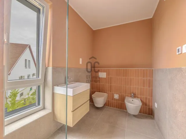 Eladó ház Budapest XXI. kerület, Királyerdő 171 nm