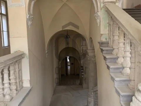 Eladó kereskedelmi és ipari ingatlan Budapest VI. kerület, Nagykörúton kívüli terület 6362 nm