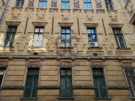 Eladó kereskedelmi és ipari ingatlan Budapest VI. kerület, Nagykörúton kívüli terület 1590 nm