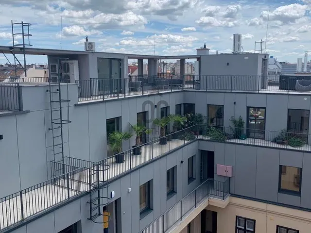 Eladó lakás Budapest VI. kerület, Nagykörúton belüli terület 84 nm