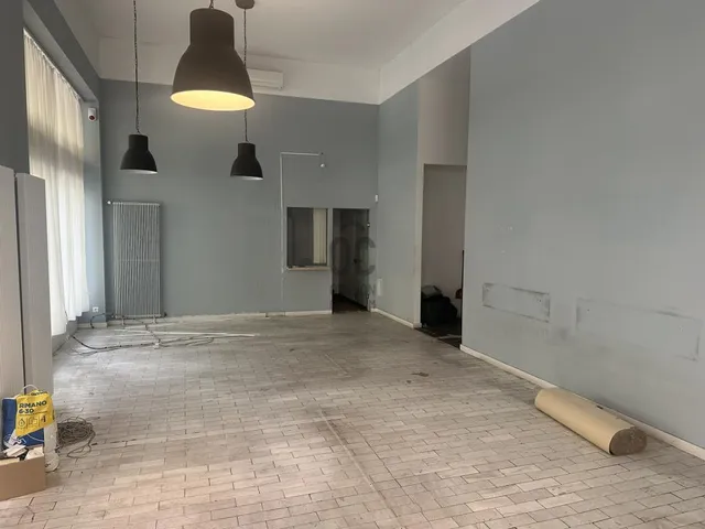 Eladó kereskedelmi és ipari ingatlan Budapest V. kerület, Lipótváros 212 nm