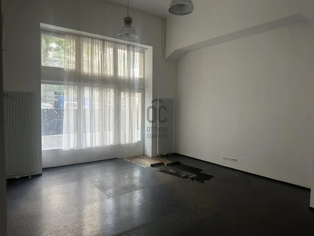 Eladó kereskedelmi és ipari ingatlan Budapest V. kerület, Lipótváros 212 nm