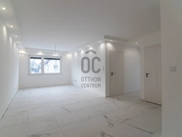 Eladó ház Budapest XVIII. kerület, Almáskert 180 nm