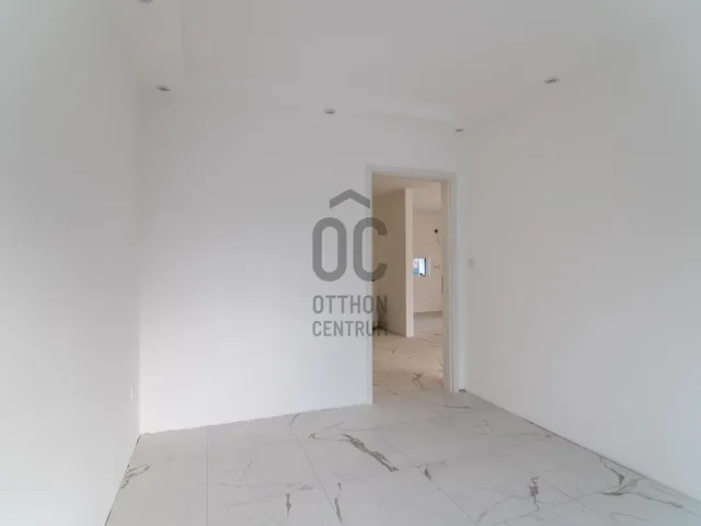 Eladó ház Budapest XVIII. kerület, Almáskert 180 nm