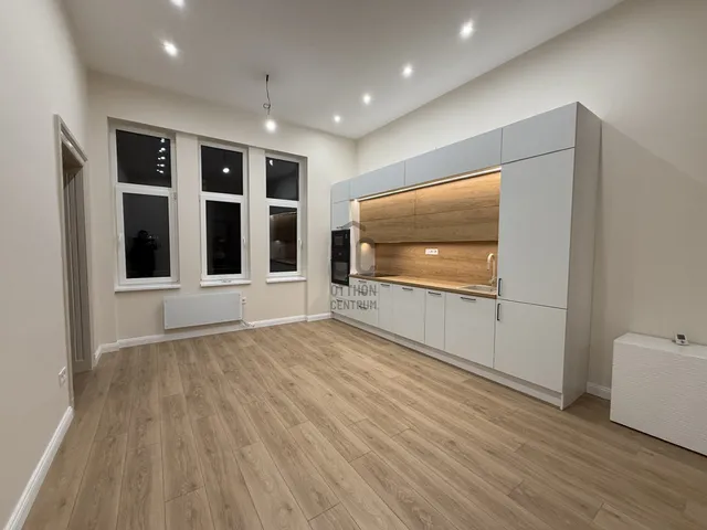 Eladó lakás Budapest VI. kerület 62 nm