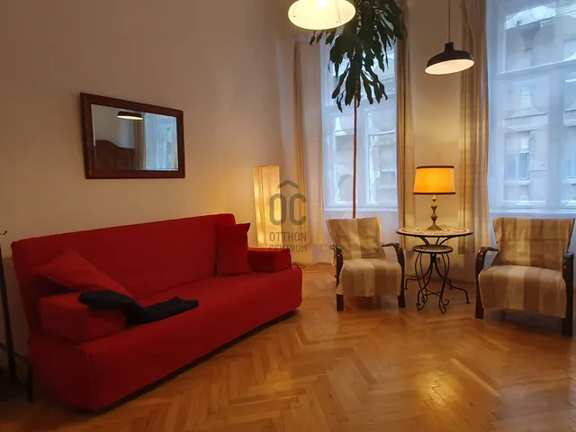 Kiadó lakás Budapest VIII. kerület, II. János Pál pápa tér 65 nm