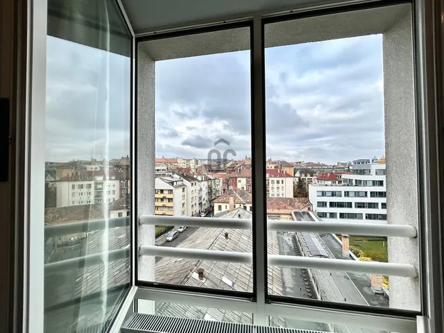 Eladó lakás Budapest II. kerület 156 nm