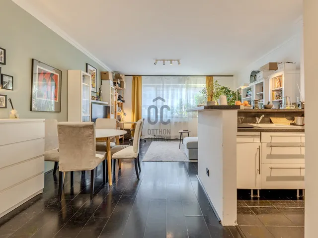 Eladó lakás Budapest VI. kerület 65 nm