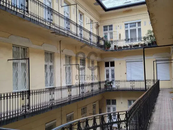 Eladó lakás Budapest VI. kerület 76 nm