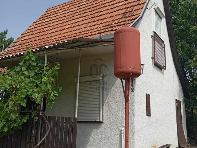 Eladó ház Szekszárd, Parászta 38 nm