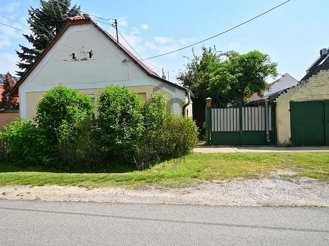 Eladó ház Szekszárd 62 nm