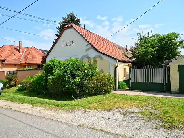 Eladó ház Szekszárd 62 nm