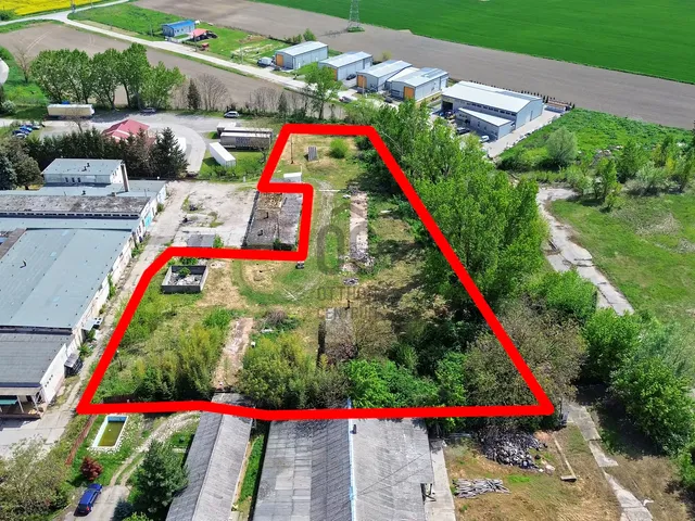 Eladó telek Szekszárd, Iparváros 5500 nm