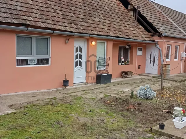 Eladó ház Szekszárd, Felsőváros, Kisbödö utca 76 nm