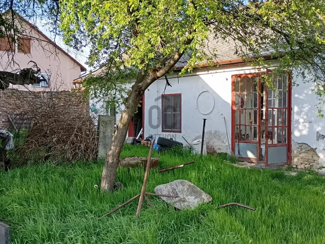 Eladó ház Várdomb 130 nm