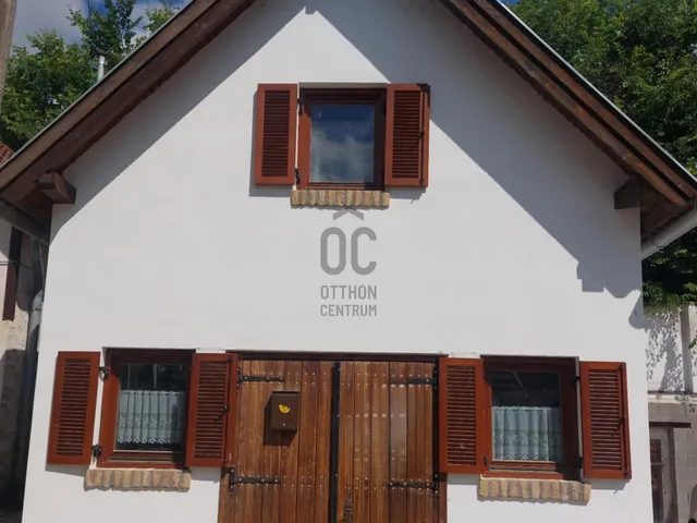 Eladó mezőgazdasági ingatlan Szekszárd, Csatár 60 nm