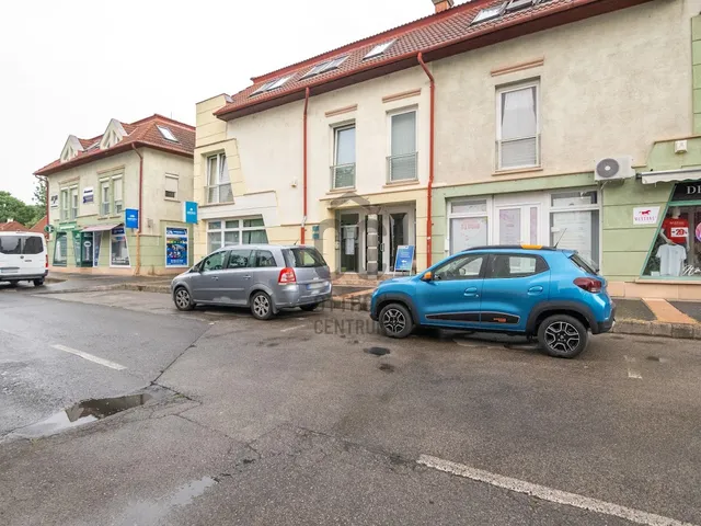 Eladó lakás Szekszárd, Tinódi utca 84 nm