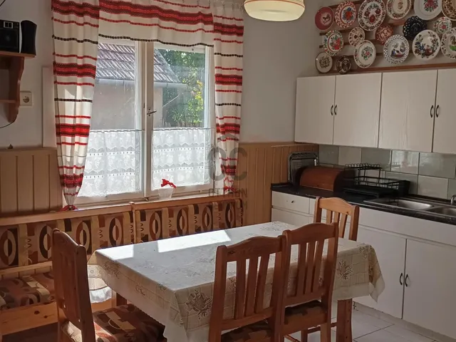 Eladó ház Decs 94 nm