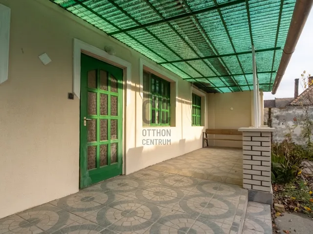 Eladó ház Tolna, Árpád utca 134 nm