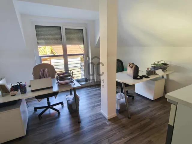 Kiadó kereskedelmi és ipari ingatlan Szekszárd 12 nm