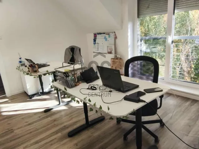 Kiadó kereskedelmi és ipari ingatlan Szekszárd 12 nm