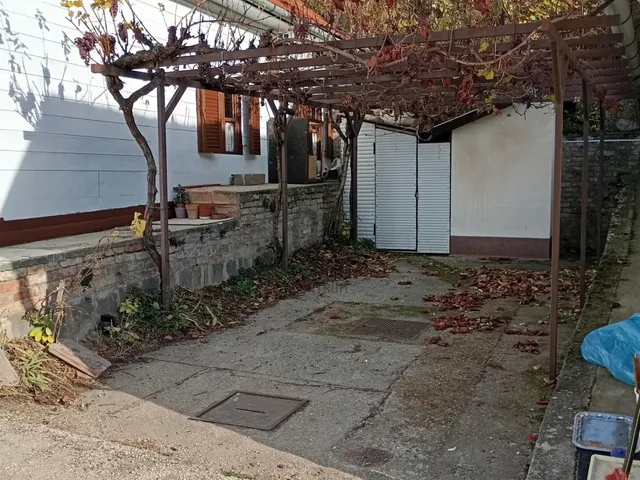 Eladó ház Szekszárd, Bocskai utca 93 nm