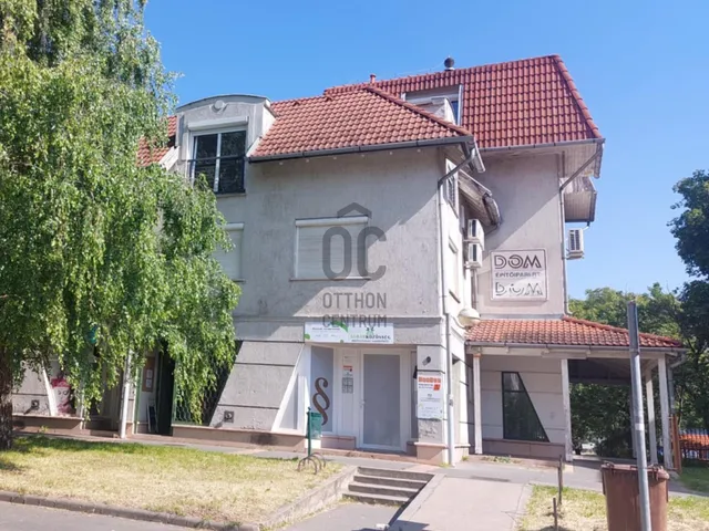 Kiadó kereskedelmi és ipari ingatlan Szekszárd 27 nm