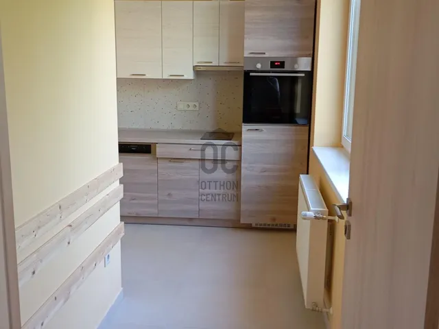 Kiadó lakás Szekszárd 33 nm