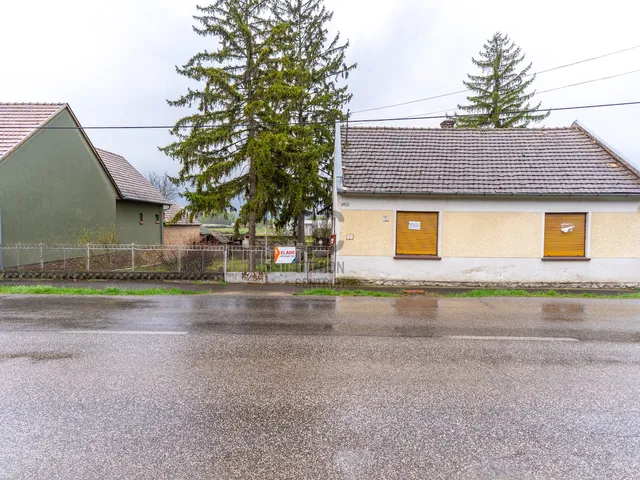 Eladó ház Bonyhád, Deák Ferenc utca 112 nm