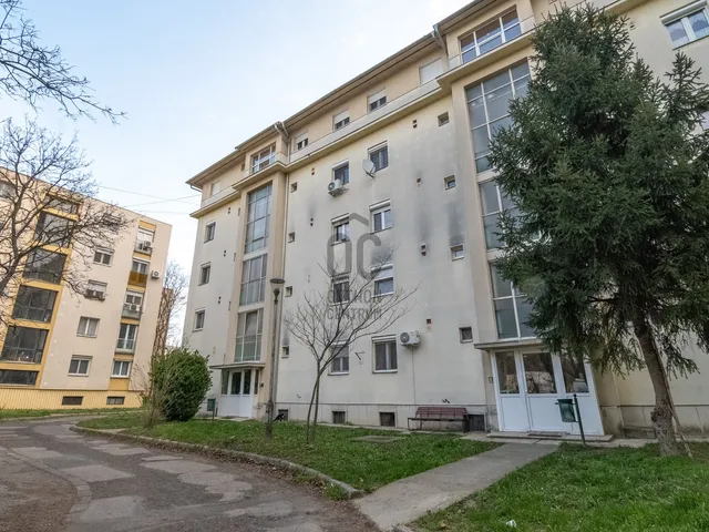 Eladó lakás Szekszárd, Wosinsky Mór lakótelep 56 nm