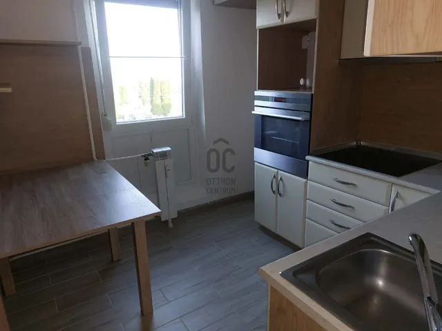 Kiadó lakás Szekszárd, Alsóváros 49 nm