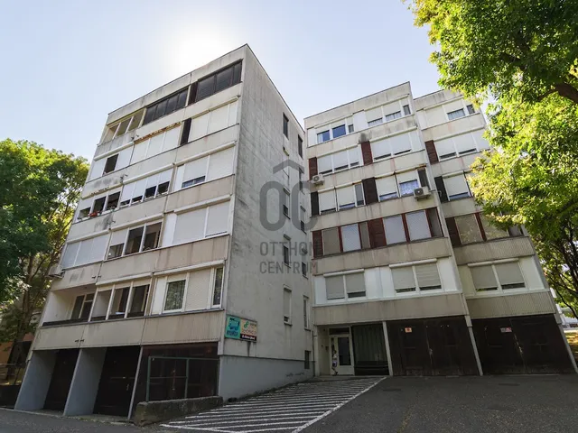 Eladó lakás Szekszárd, Csatár, Május 1. utca 55 nm