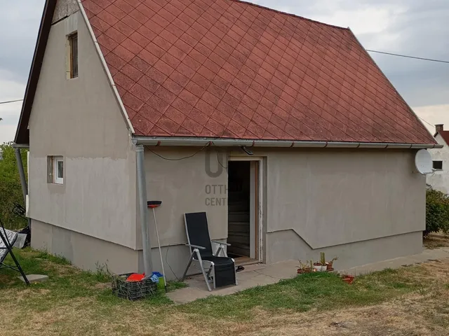 Eladó ház Szekszárd, Palánkihegy 43 nm