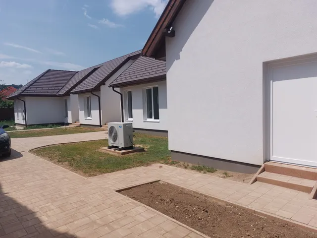 Eladó lakás Szekszárd 95 nm