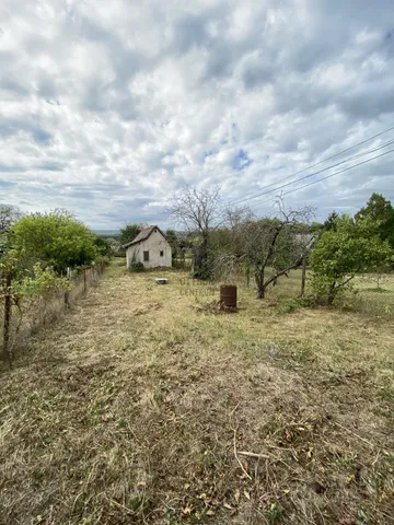 Eladó telek Őrbottyán 798 nm