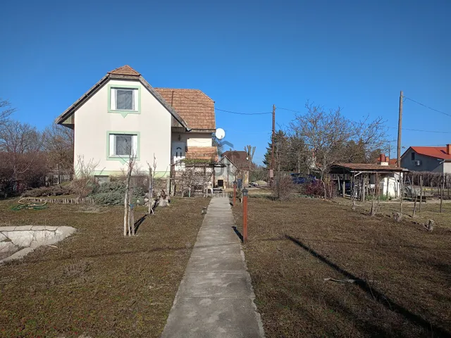 Eladó ház Kecskemét, Hetényegyháza 92 nm