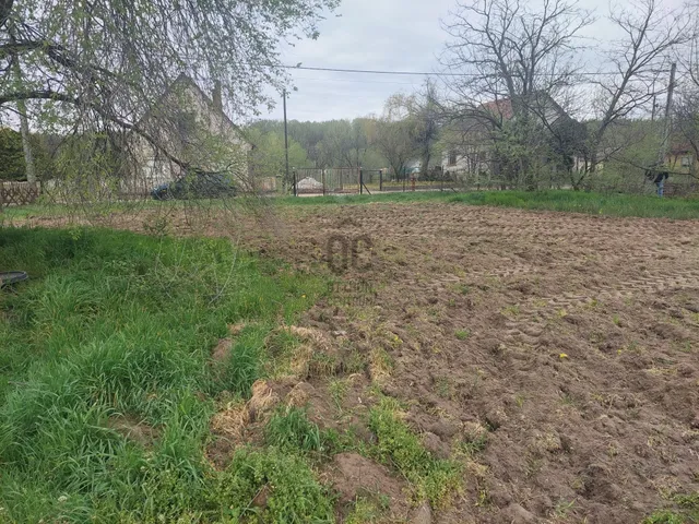 Eladó telek Nyáregyháza 1978 nm