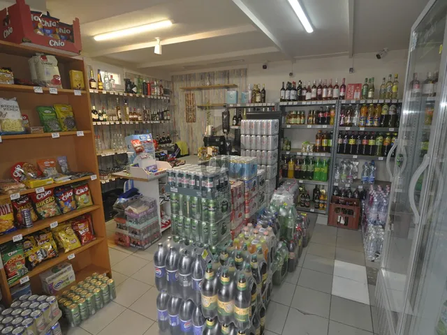 Eladó kereskedelmi és ipari ingatlan Budapest XV. kerület, Rákospalota 22 nm