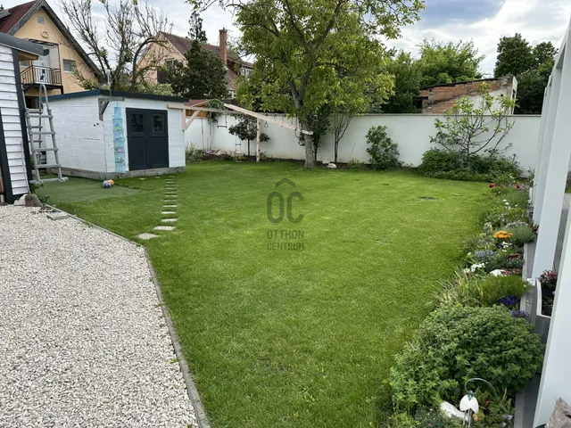 Eladó ház Budapest XVI. kerület, Árpádföld 138 nm