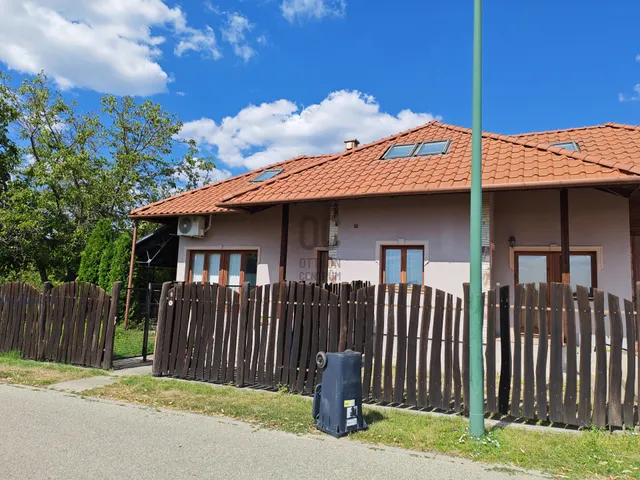 Kiadó ház Nagytarcsa 130 nm