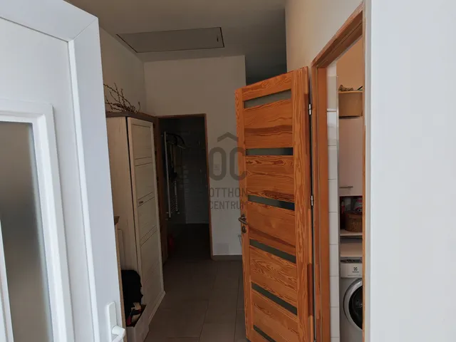 Eladó lakás Nagytarcsa 42 nm