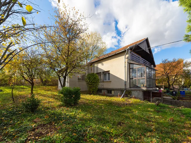 Eladó ház Pécel 160 nm