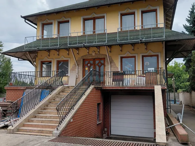 Eladó kereskedelmi és ipari ingatlan Budapest XVI. kerület, Mátyásföld 650 nm