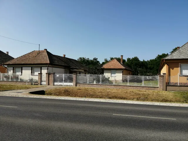 Eladó ház Tápiószecső 120 nm