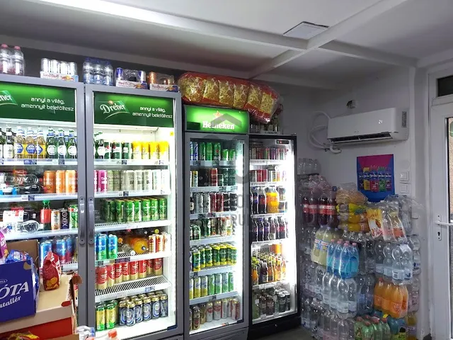 Eladó kereskedelmi és ipari ingatlan Budapest XV. kerület, Rákospalota 22 nm