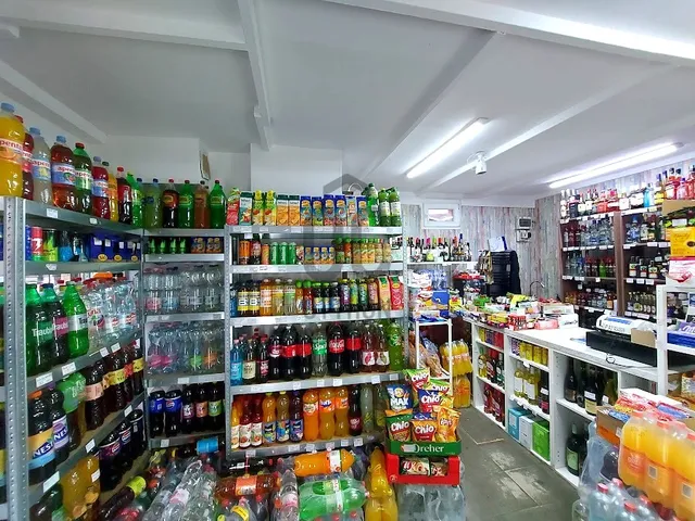 Eladó kereskedelmi és ipari ingatlan Budapest XV. kerület, Rákospalota 22 nm