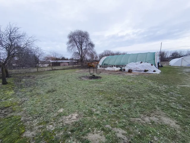 Eladó telek Nyáregyháza 1978 nm