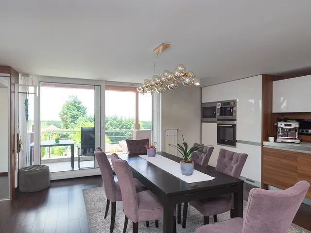 Eladó ház Csömör 240 nm