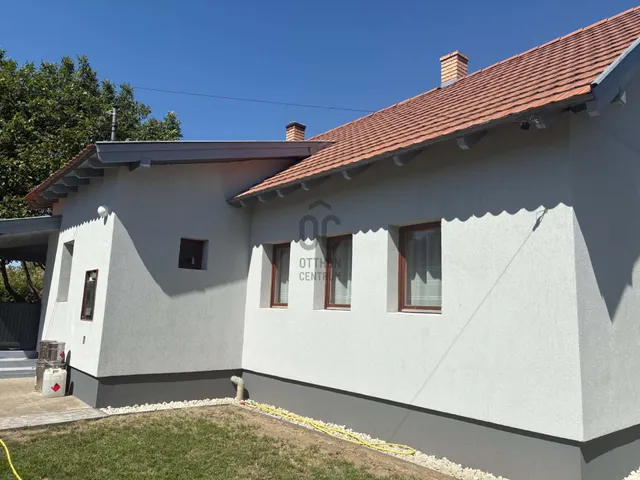 Eladó ház Dömsöd 1223 nm